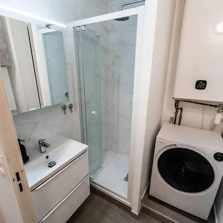 T2 - 47m2 - Parking Gratuit & Wifi Apartmán *